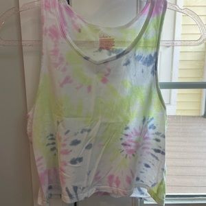 Colsie cropped tie dye tank top